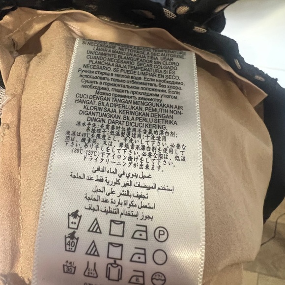 BCBGMaxAzira Desirae Black Eyelet Sheeth Dress with Ruffle Detail Sz 4 - Picture 10 of 12